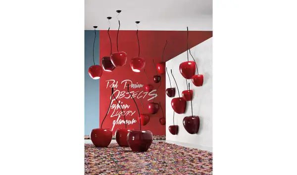 Escultura de pared cereza roja